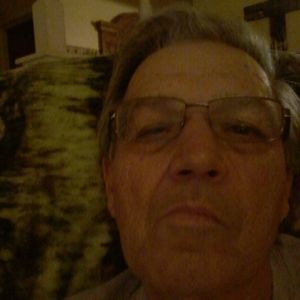 Meet your Posher, Dennis